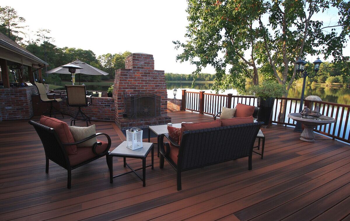 How to Choose the Best New Decking Material for Your Home - Barrette ...